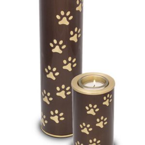 Braune Kerzenurne mit goldenen Pfotenspuren und Teelichthalter – stilvolle, leuchtende Erinnerung an ein geliebtes Tier.